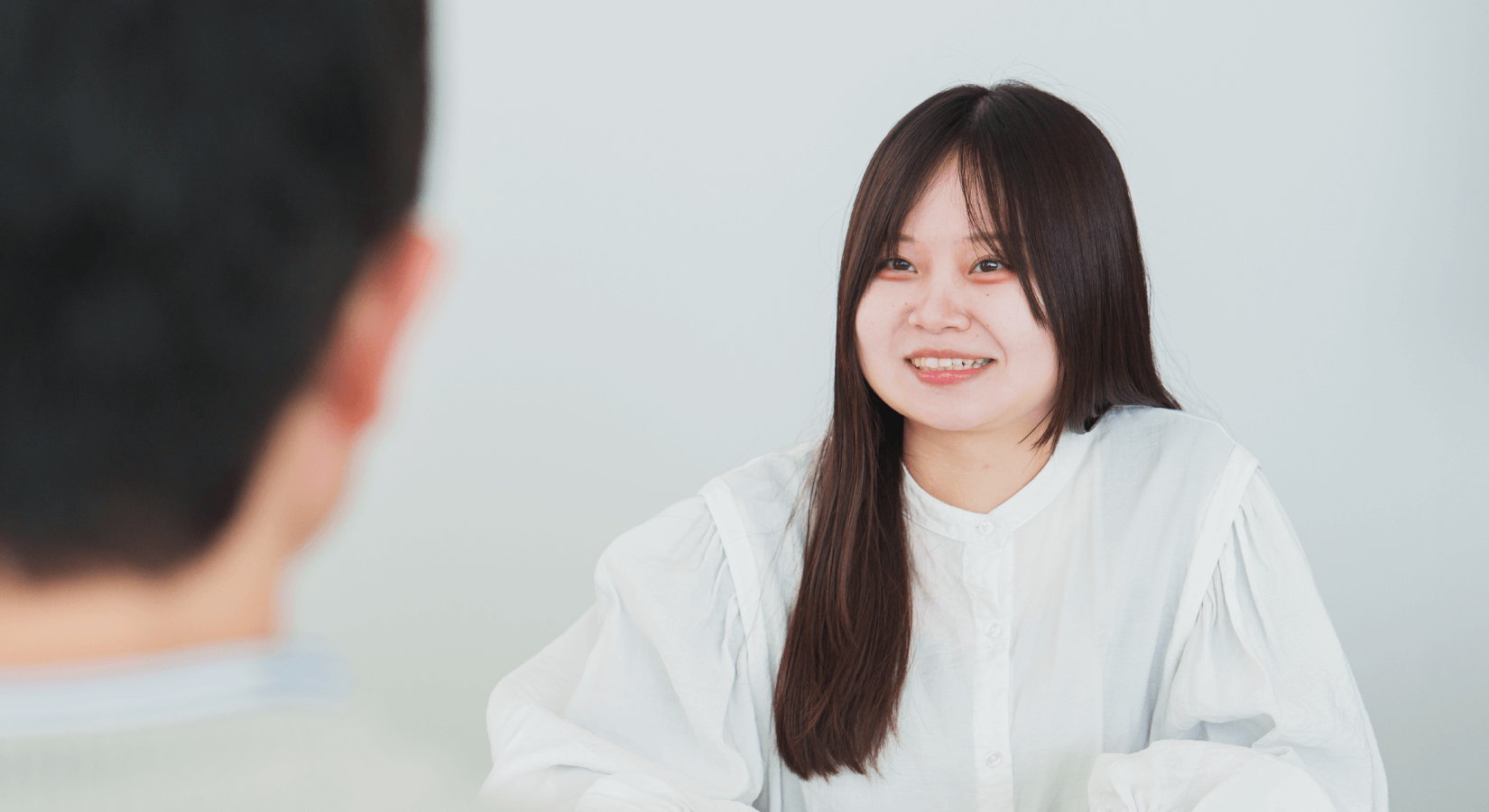 先輩社員インタビュー 諏訪(制作) 写真